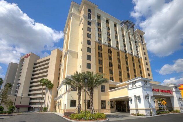 Ramada Plaza by Wyndham Orlando Resort Near Universal