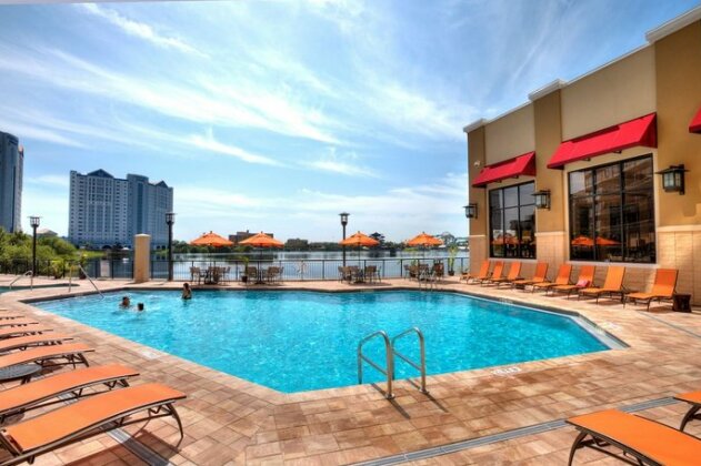 Ramada Plaza by Wyndham Orlando Resort Near Universal - Photo2