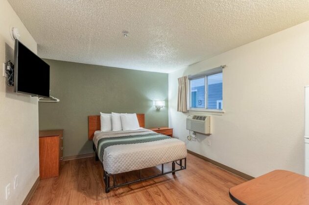 Suburban Extended Stay Hotel Orlando North - Photo5