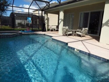 Windsor Hills 4 Bed/4Bath WIFI Private Pool Spa Orlando