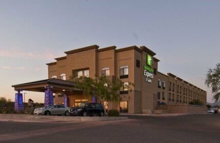 Holiday Inn Express and Suites Oro Valley