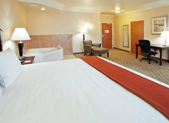 Holiday Inn Express Hotel & Suites Oroville Southwest - Photo5