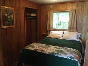 Cabin O' Pines