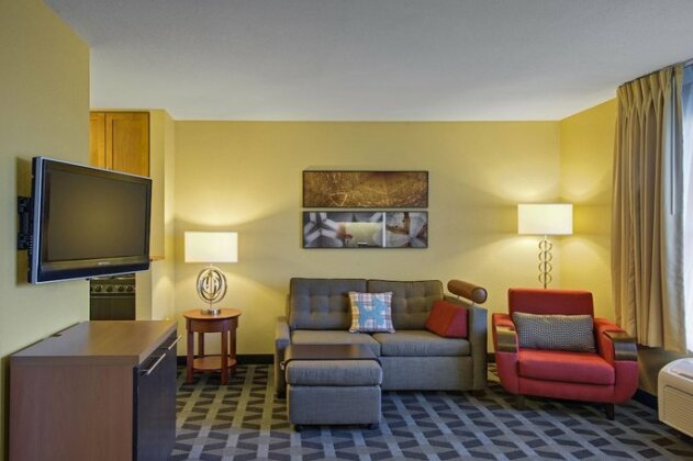 TownePlace Suites by Marriott Kansas City Overland Park - Photo2