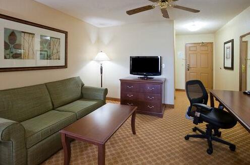 Country Inn & Suites by Radisson Owatonna MN - Photo2