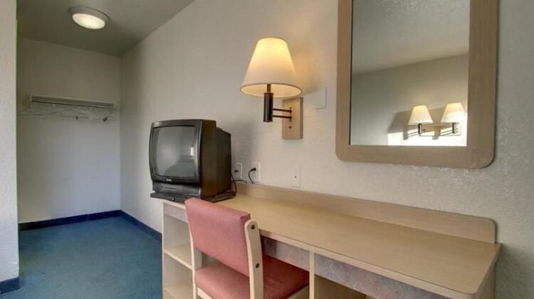 Motel 6 Owensboro - Photo4