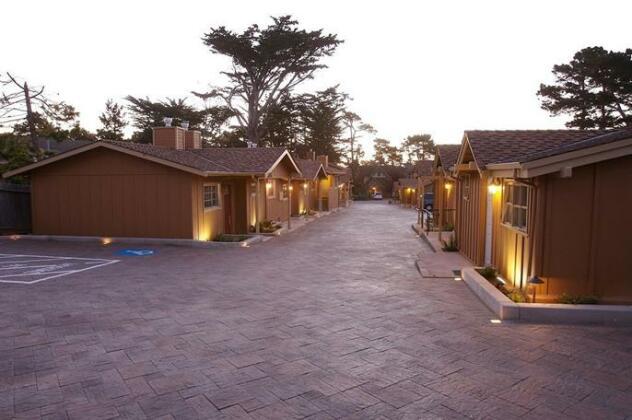 Sunset Inn Pacific Grove - Photo2