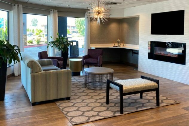 Quality Inn & Suites Pacific - Auburn - Photo4