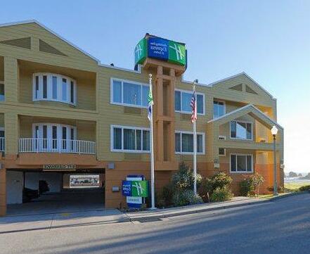 Holiday Inn Express Pacifica