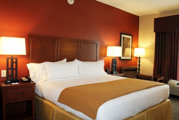 Holiday Inn Express & Suites Paducah West - Photo2