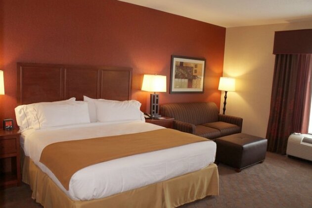 Holiday Inn Express & Suites Paducah West - Photo3