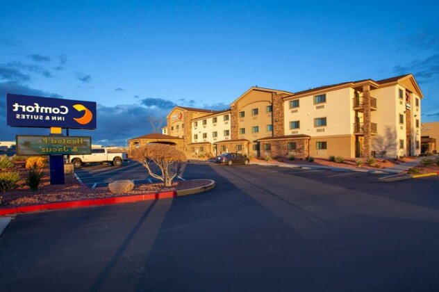 Comfort Inn & Suites Page at Lake Powell - Photo5