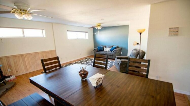 Huge 4 Bedroom Vacation Home in Page/Lake Powell - Photo5