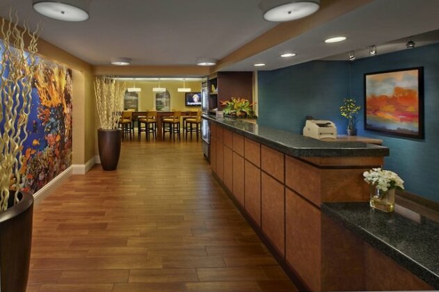Fairfield Inn and Suites by Marriott Palm Beach - Photo4