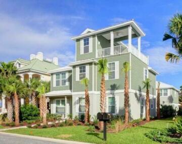 Camelot Beach House by Vacation Rental Pros