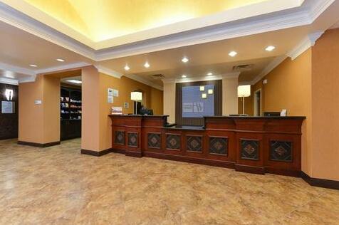 Holiday Inn Express Hotel & Suites Palm Coast - Photo2