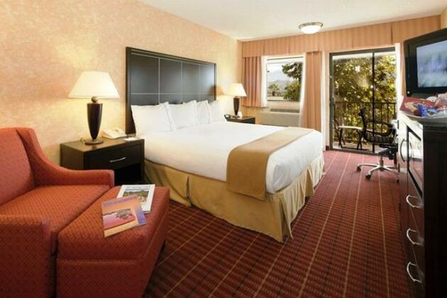 Holiday Inn Express Palm Desert - Photo4