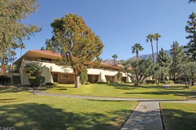 Palm Springs Villas 1