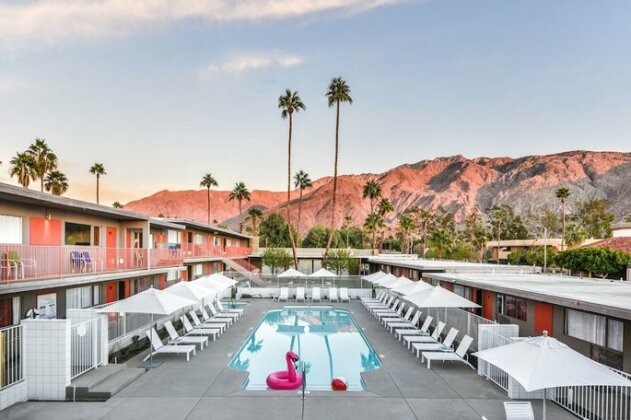 Skylark Hotel Palm Springs - Photo2