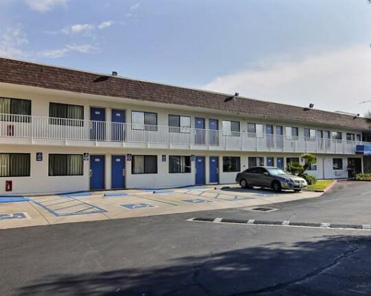 Motel 6 Palmdale - Photo4