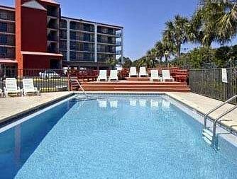 Front Beach Inn - Photo5