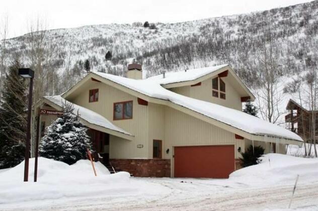 Queen Esther Condominium By Alpine Ski Properties