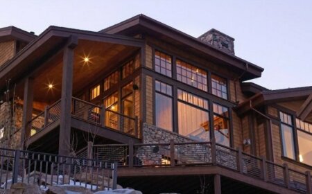 Whitetail Lodge - Five Bedroom Home