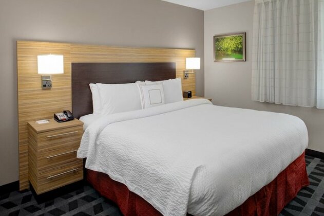 TownePlace Suites by Marriott Parkersburg - Photo4