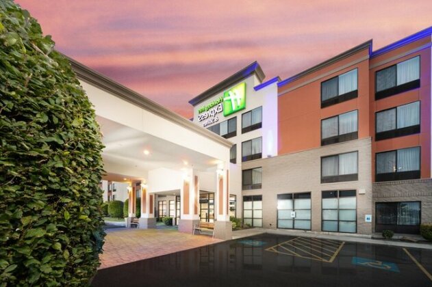 Holiday Inn Express Hotel & Suites Pasco-TriCities - Photo2