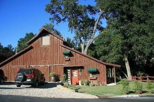 Creekside Bed & Breakfast