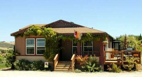 Wild Coyote Winery - Bed & Breakfast - Photo3