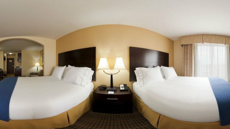 Holiday Inn Express and Suites Hotel - Pauls Valley - Photo4