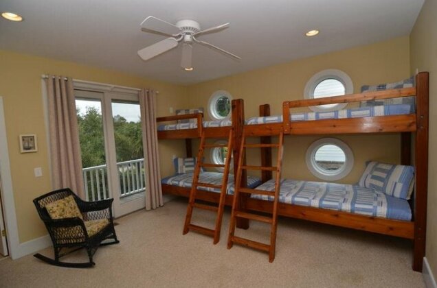 1001 Mr Bug S Summer 6 Br Home By Redawning - Photo3