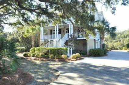 168 Southern Charm 5 Br Home By Redawning
