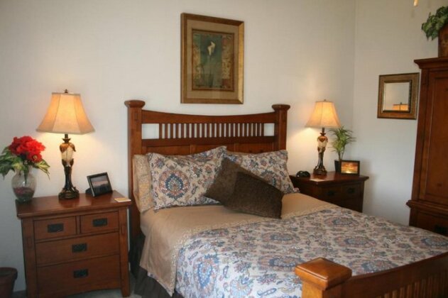 Hummingbird Ranch Vacation Rental - Photo2