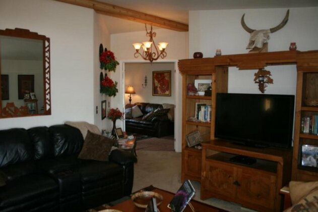 Hummingbird Ranch Vacation Rental - Photo3