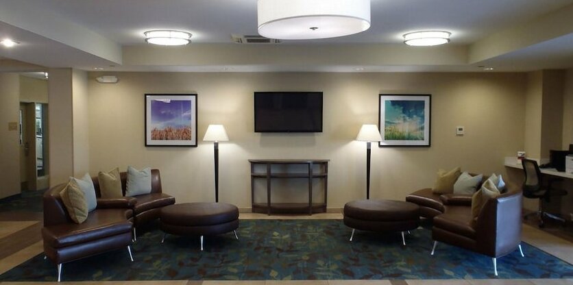 Candlewood Suites Pearl - Photo5