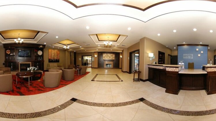Holiday Inn Express & Suites Houston South - Near Pearland - Photo2