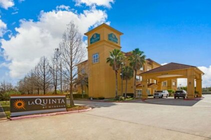 La Quinta Inn & Suites Pearland