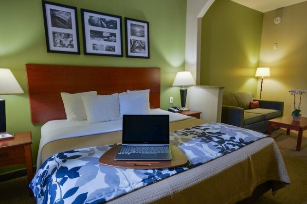 Sleep Inn & Suites Pearland - Houston South - Photo5