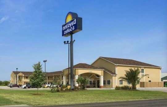 Horizon Inn & Suites Pearsall Texas - Photo2