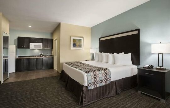 Horizon Inn & Suites Pearsall Texas - Photo5