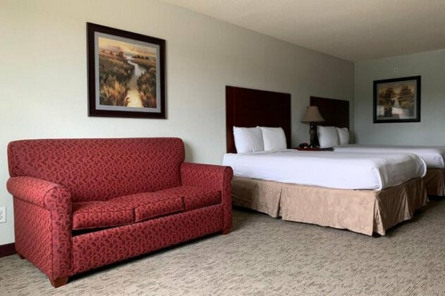 Southern Inn and Suites Pearsall - Photo4