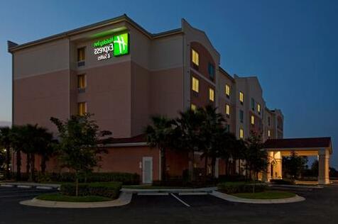 Holiday Inn Express Hotel & Suites Pembroke Pines Sheridan Street - Photo3
