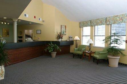 Americas Best Value Inn & Suites North Davis Pensacola - Photo3