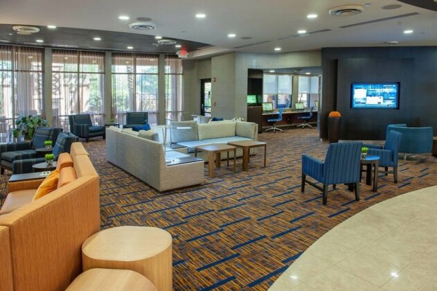 Courtyard by Marriott Pensacola Downtown - Photo4