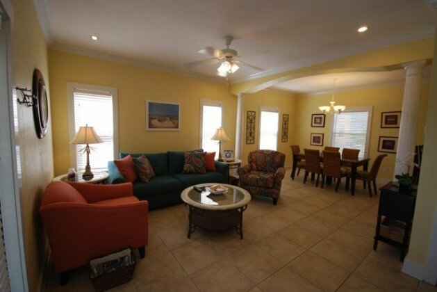 Cozy Hideaway 22C - Photo3