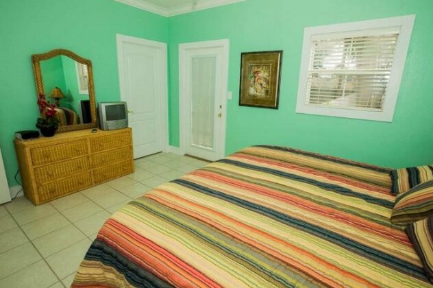 Serenity Now 13AD - 1 Br Condo - Photo3