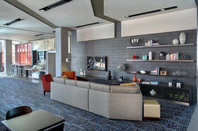 Courtyard by Marriott Philadelphia South at The Navy Yard - Photo4