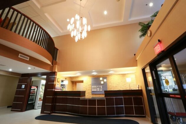 Holiday Inn Express Hotel & Suites West Chester - Photo3